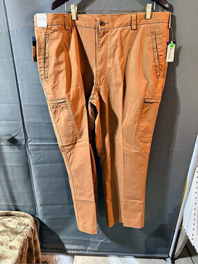 Turnbury Cargo Pants in Brown Waist 42 NWT